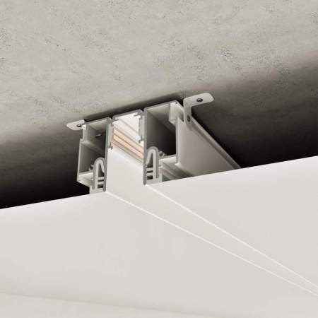 Шинопровод для монтажа в натяжной потолок 2м (CLAMP) Novotech Flum Clamp For Novotech 135325
