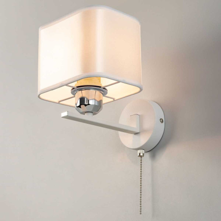 Настольная лампа Citilux CL803081