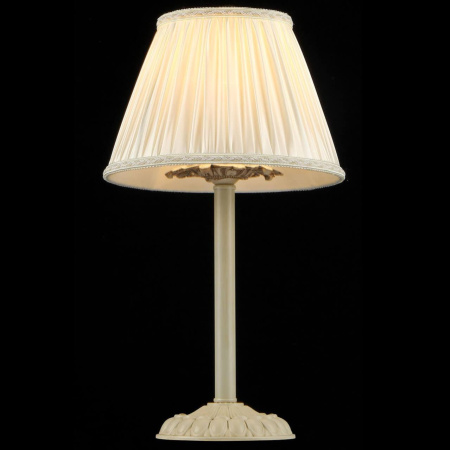 Настольная лампа Maytoni Olivia ARM326-00-W
